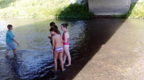 received 277590703282564